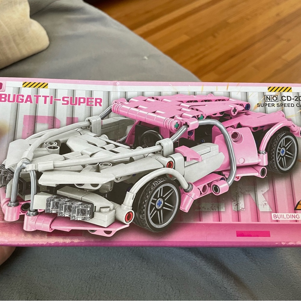 Bugatti Super Pink and White Toy Car Set